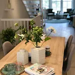 No6a Luxe Design In Historisch Hart Alles Dichtbij! アパート